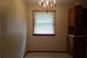 73 S Hartford Ave, Youngstown, OH 44509 - Photo 4