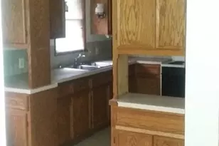 73 S Hartford Ave, Youngstown, OH 44509 - Photo 6