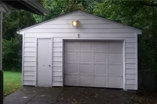 73 S Hartford Ave, Youngstown, OH 44509 - Photo 24