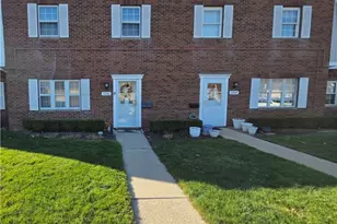 3706 Addington Ct, Fairview Park, OH 44126 - Photo 2