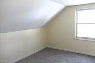 2911 Oakwood Dr, Cuyahoga Falls, OH 44221 - Photo 24