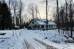 15899 McCallum Dr, Doylestown, OH 44230 - Photo 2