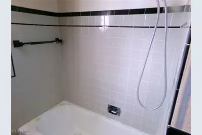 4336 Crestwood Street NW, Canton, OH 44708 - Photo 18