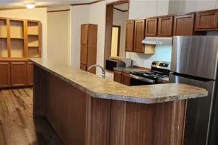 24 Hawaiian Dr, Madison, OH 44057 - Photo 10