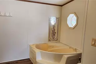 24 Hawaiian Dr, Madison, OH 44057 - Photo 26