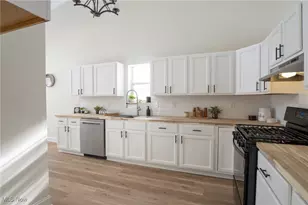 264 Finchfield Cir, Macedonia, OH 44056 - Photo 10