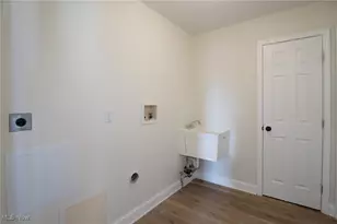 264 Finchfield Cir, Macedonia, OH 44056 - Photo 28