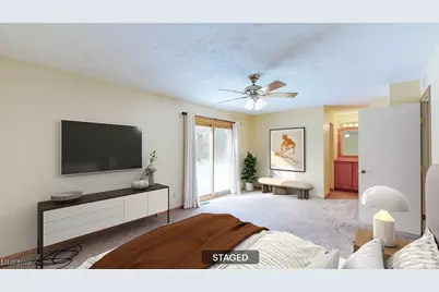 8305 Pebble Creek Court, Chagrin Falls, OH 44023 - Photo 10