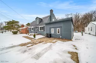 1410 Hamlin Dr, Ashtabula, OH 44004 - Photo 2