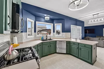 1705 Cornerstone Street SW, Hartville, OH 44632 - Photo 20