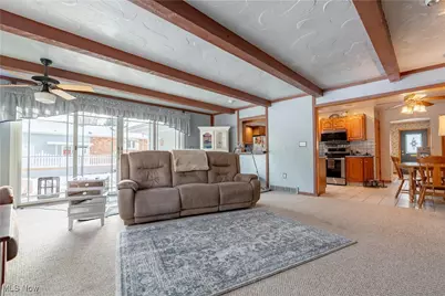 2025 S Plaza Drive, Akron, OH 44319 - Photo 10