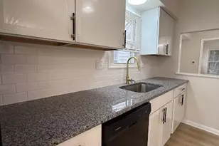 5303 Behrwald Ave, Loveland, OH 44144 - Photo 12