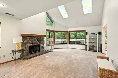 2180 Stone Creek Trail, Cuyahoga Falls, OH 44223 - Photo 16