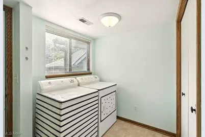 2180 Stone Creek Trail, Cuyahoga Falls, OH 44223 - Photo 34