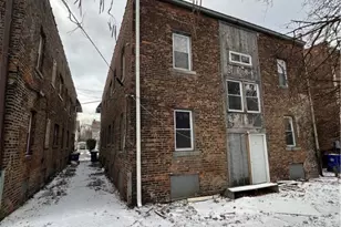 999 E 143rd St, Loveland, OH 44110 - Photo 6