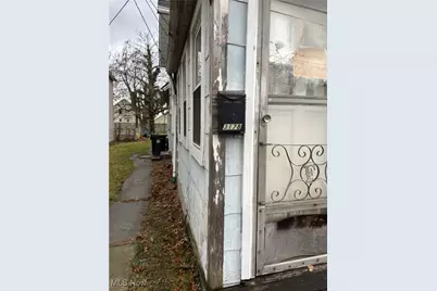 3178 W 54th Street, Loveland, OH 44102 - Photo 2