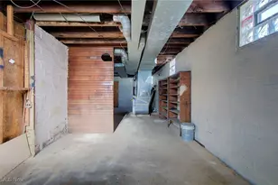 210 E Gorgas St, Louisville, OH 44641 - Photo 32