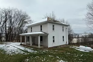 8528 State Route 250 SE, Dennison, OH 44621 - Photo 2