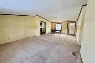 9859 Mapleton St SE, East Canton, OH 44730 - Photo 16