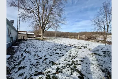 9859 Mapleton Street SE, East Canton, OH 44730 - Photo 6