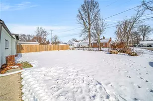 3044 Columbus Ave, Ashtabula, OH 44004 - Photo 6