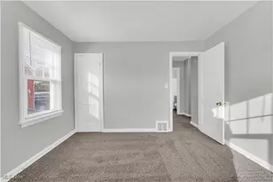 16401 N Lotus Dr, Loveland, OH 44128 - Photo 8