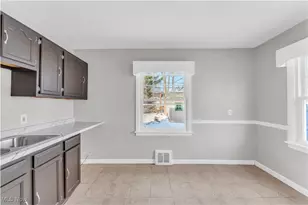 16401 N Lotus Dr, Loveland, OH 44128 - Photo 6