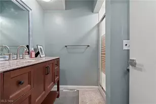 2426 Banbury Rd, Akron, OH 44333 - Photo 22