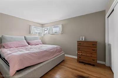 2426 Banbury Road, Akron, OH 44333 - Photo 20