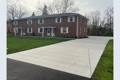 8653 Rosewood Avenue NW, North Canton, OH 44720 - Photo 4