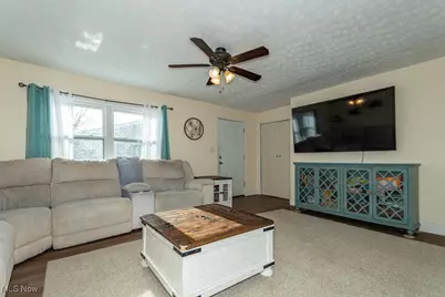 7634 Pinehurst Drive, Mentor on the Lake, OH 44060 - Photo 10