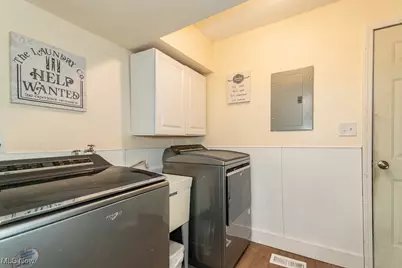 7634 Pinehurst Drive, Mentor on the Lake, OH 44060 - Photo 18