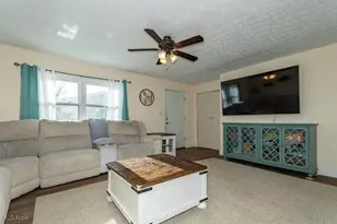 7634 Pinehurst Dr, Mentor on the Lake, OH 44060 - Photo 14