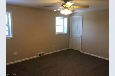 48903 N Ridge Road, Amherst, OH 44001 - Photo 12