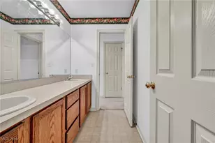 221 Newfield Cir, Medina, OH 44256 - Photo 34