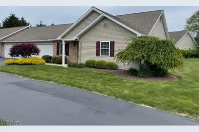 170 Sandy Court #11, New Middletown, OH 44442 - Photo 2