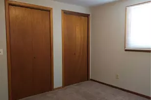 525 S Marion Ave, Louisville, OH 44641 - Photo 16