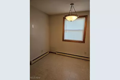 525 S Marion Avenue, Louisville, OH 44641 - Photo 8