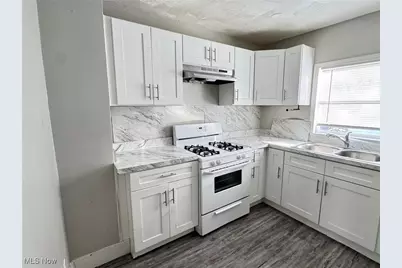 1239 Pondview Avenue, Akron, OH 44305 - Photo 4