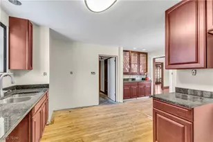 3232 Warrington Rd, Huber Heights, OH 44120 - Photo 10