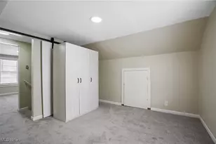 1232 Stratford St, Barberton, OH 44203 - Photo 22
