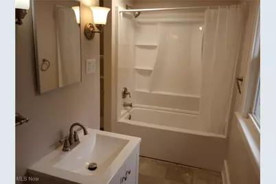 445 Beechwood Drive, Akron, OH 44320 - Photo 28