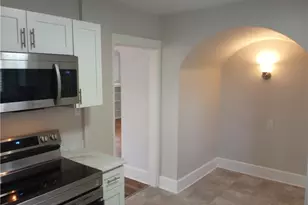 445 Beechwood Dr, Akron, OH 44320 - Photo 14