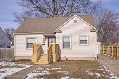 877 N Firestone Boulevard, Akron, OH 44306 - Photo 2