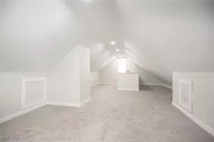 877 N Firestone Blvd, Akron, OH 44306 - Photo 22