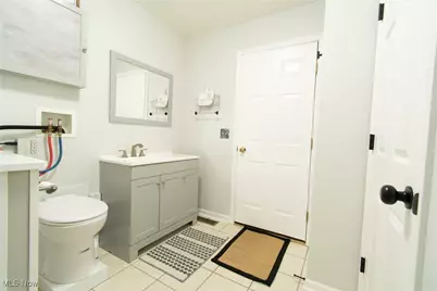 551 Heather Woods Drive Drive, Elyria, OH 44035 - Photo 16