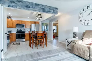 551 Heather Woods Dr Dr, Elyria, OH 44035 - Photo 6