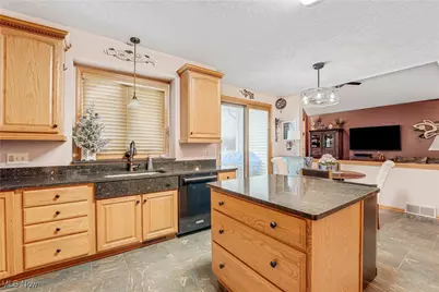 116 Huntington Woods Drive, Madison, OH 44057 - Photo 14