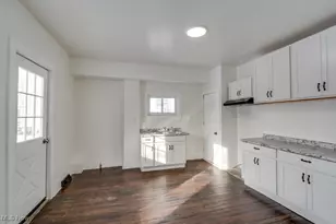 155 W Walnut St, Wadsworth, OH 44281 - Photo 18