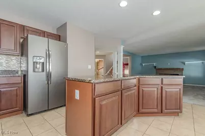 38209 Lonsdale Place, Willoughby, OH 44094 - Photo 4